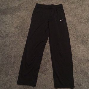 Black Nike sweatpants